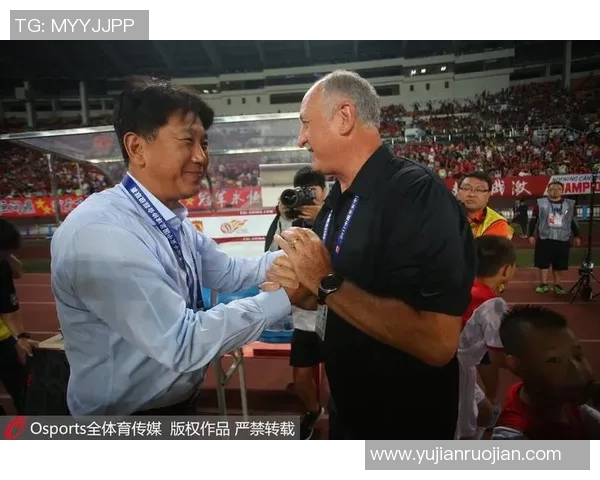 杭州足球队的奋斗历程与挑战赛背后的故事揭秘